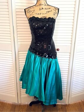 formal graduation dresses A Line V Neck Dark Green Lace Top Long Prom Dress with Slit, Formal Gr –  Demodresses